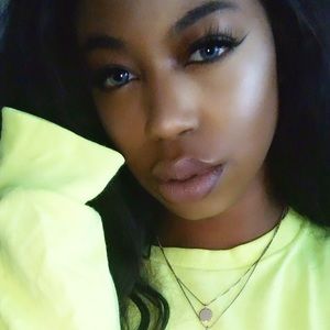 Meet your Posher, Gabrielle